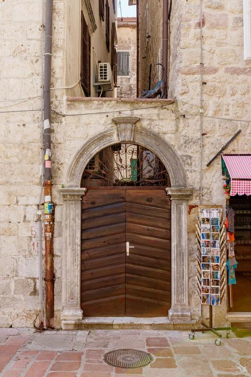 Old Town Museum Square Apartment كوتور المظهر الخارجي الصورة