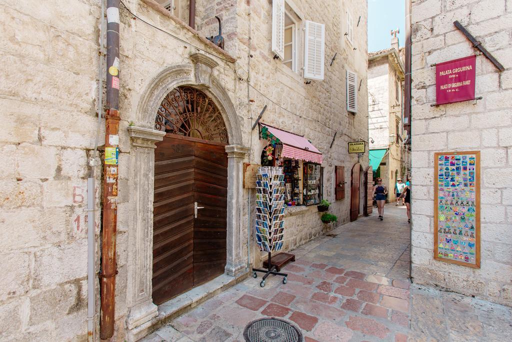 Old Town Museum Square Apartment كوتور المظهر الخارجي الصورة