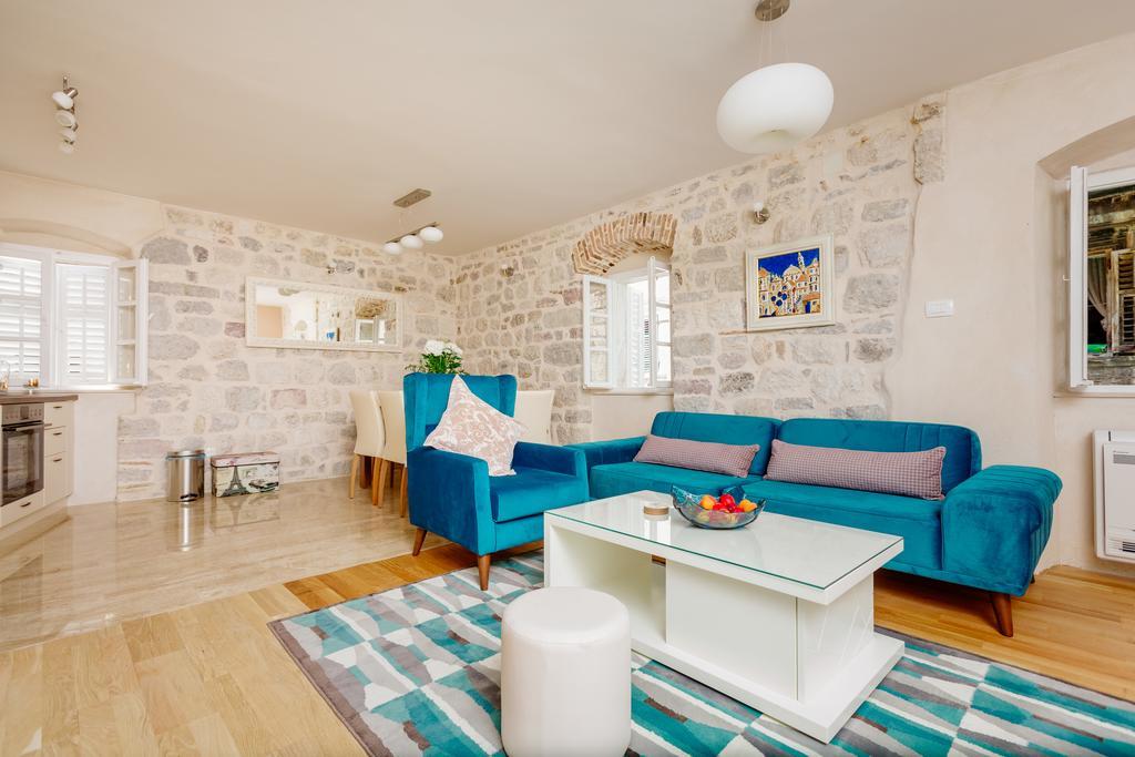 Old Town Museum Square Apartment كوتور المظهر الخارجي الصورة
