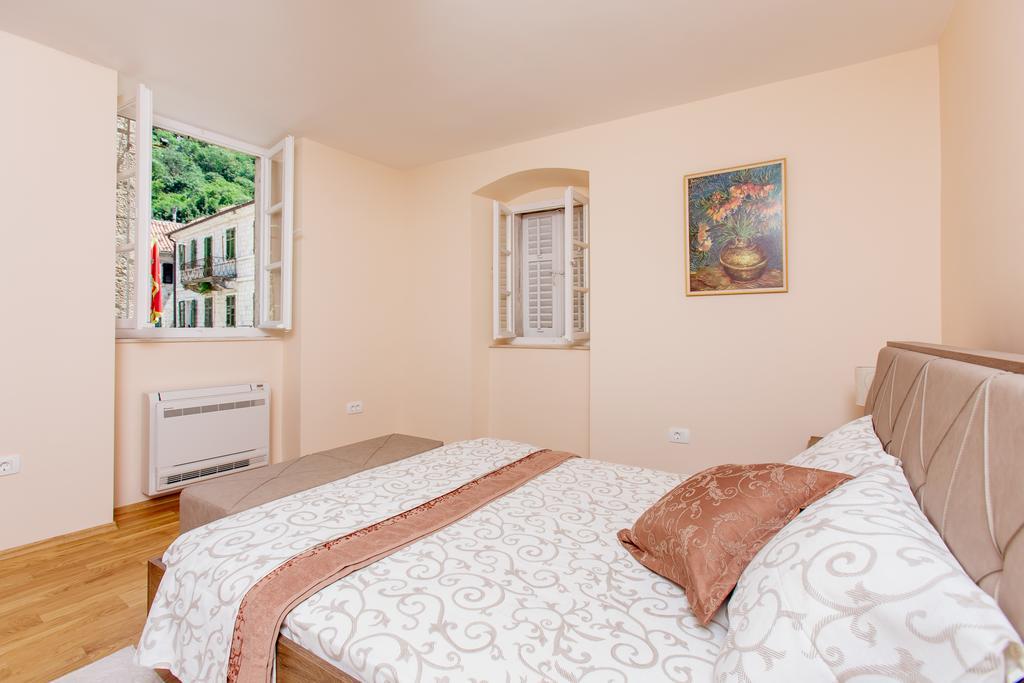 Old Town Museum Square Apartment كوتور المظهر الخارجي الصورة